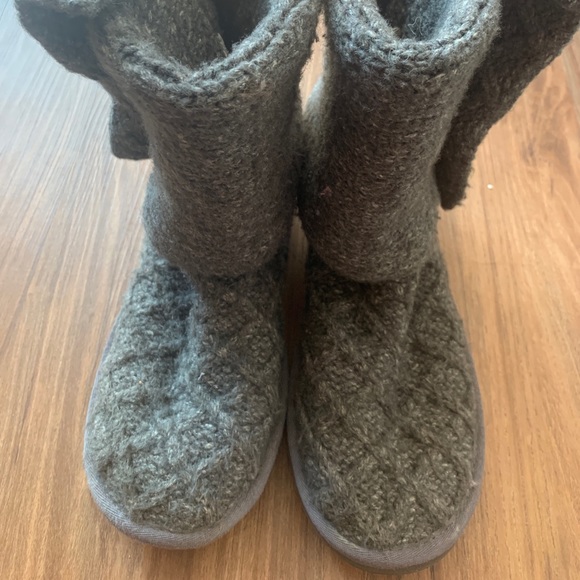 UGG Lattice Cardy Boot - gray size 6 - Picture 3 of 5
